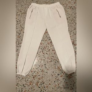 Joie White jogger pants gorgeous